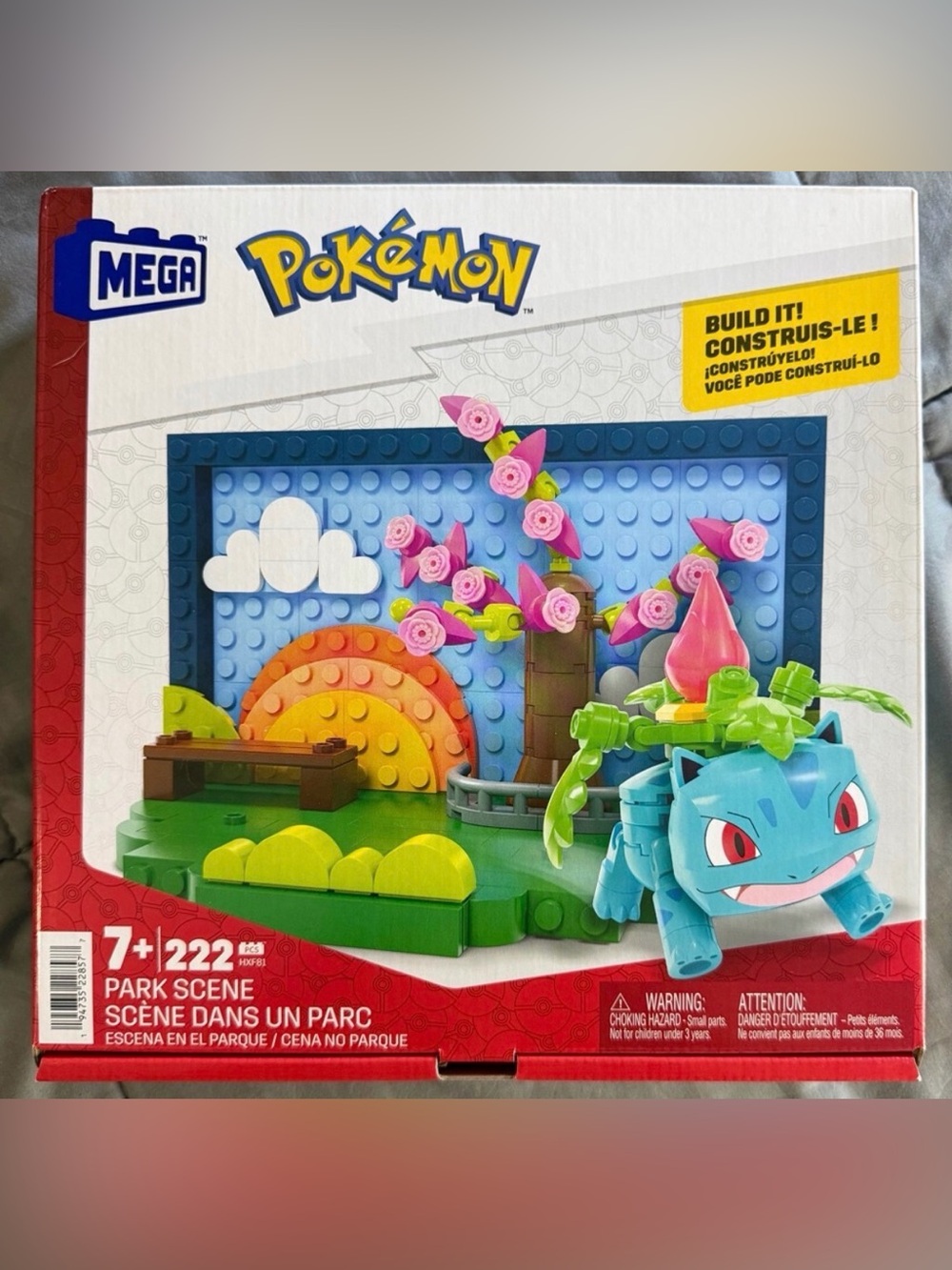 Mattel Blue Bulbasaur Park Playset with Pink Blossoms